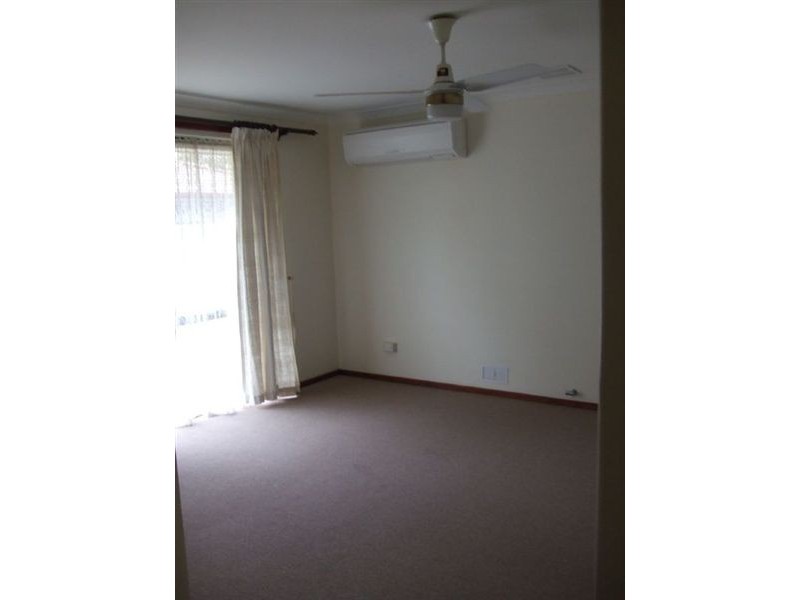 2 Josbury Close, Coodanup WA 6210