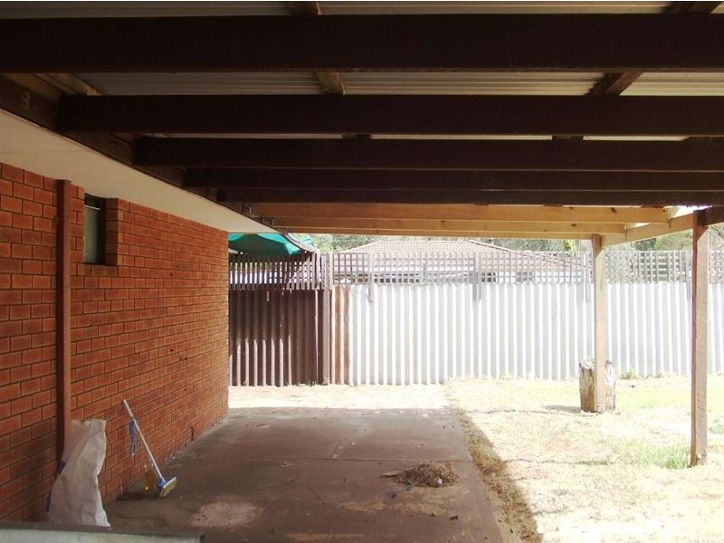 2 Josbury Close, Coodanup WA 6210