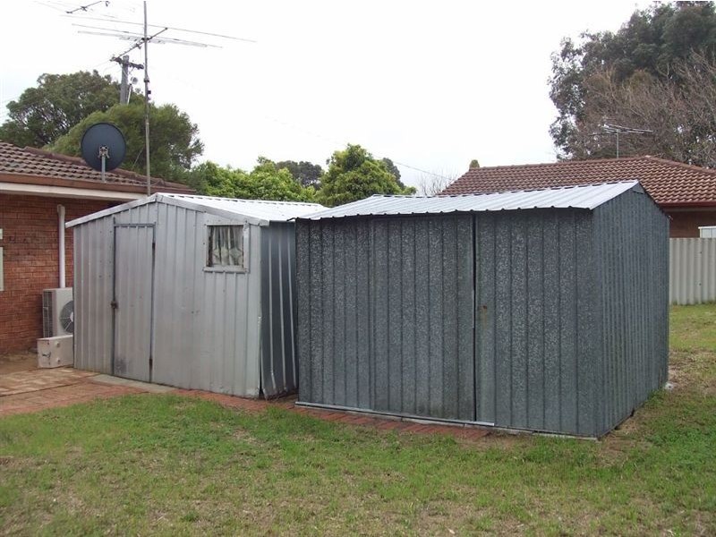 2 Josbury Close, Coodanup WA 6210
