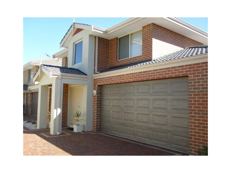 2/42 Churchill Avenue, Dudley Park WA 6210