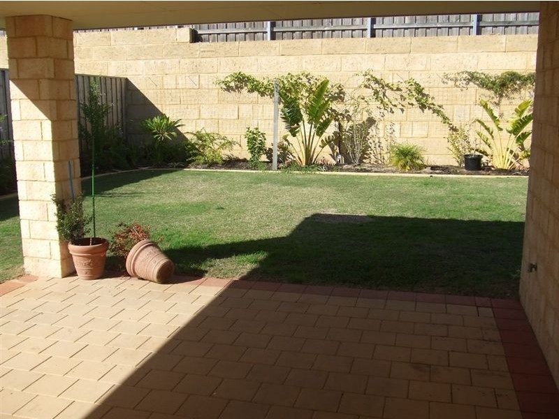 37 Waratah Circle, Halls Head, 6210, Mandurah WA 6210