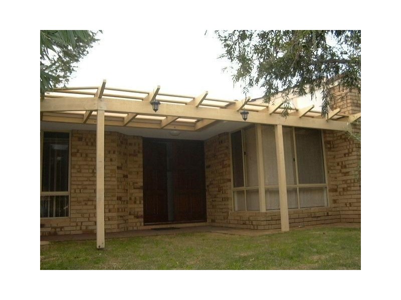 104 leslie Street, Mandurah WA 6210