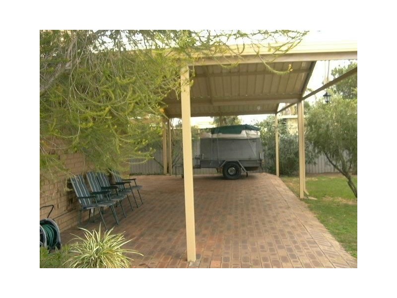 104 leslie Street, Mandurah WA 6210