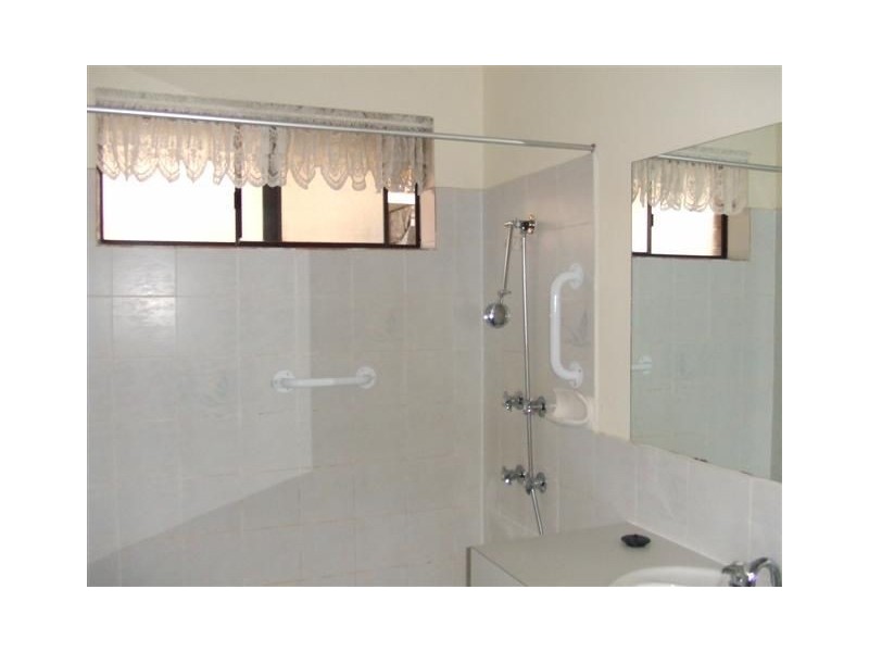 24 Glencoe Parade, Halls Head WA 6210