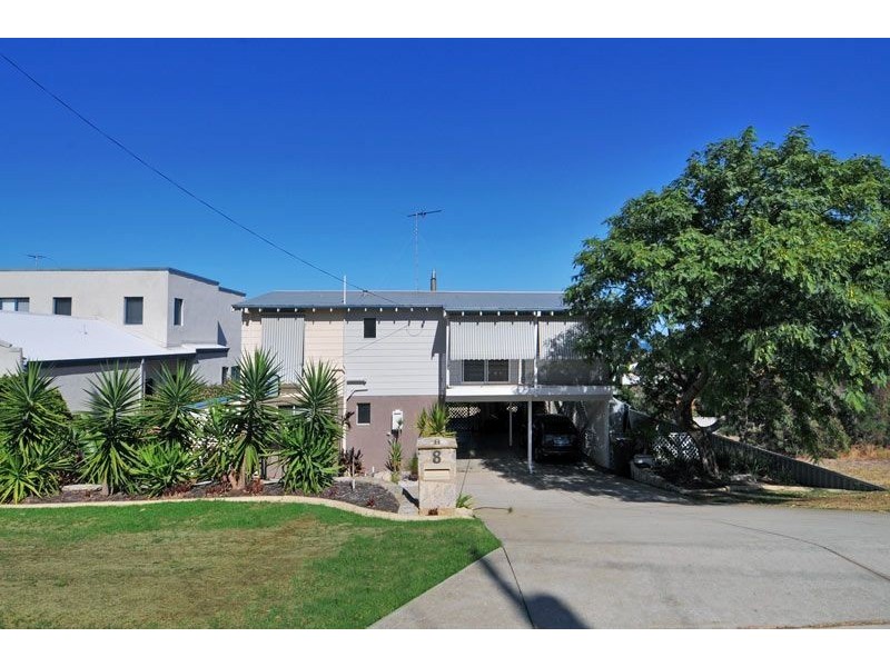 8 Marsh Place, Halls Head WA 6210