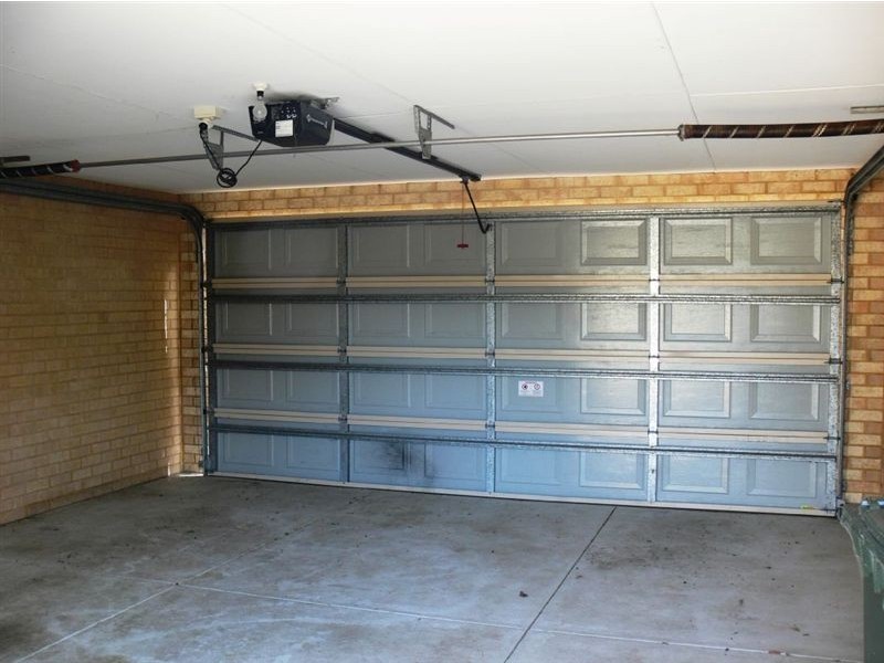 2/36A Pentland Crescent, Dudley Park WA 6210