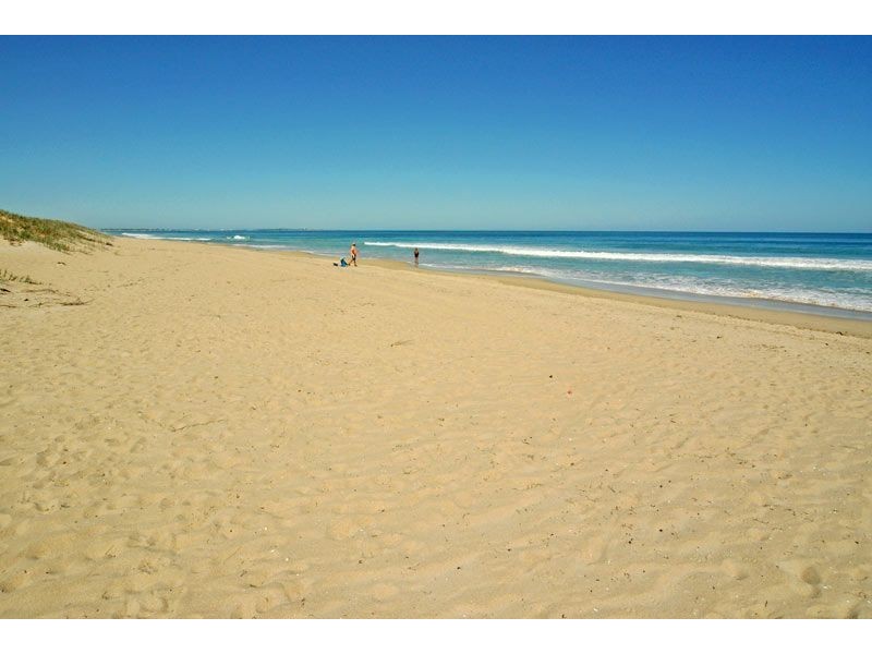 82 crystaluna drive, Golden Bay WA 6174