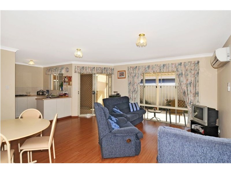 10/16 Wattleglen avenue, Erskine WA 6210