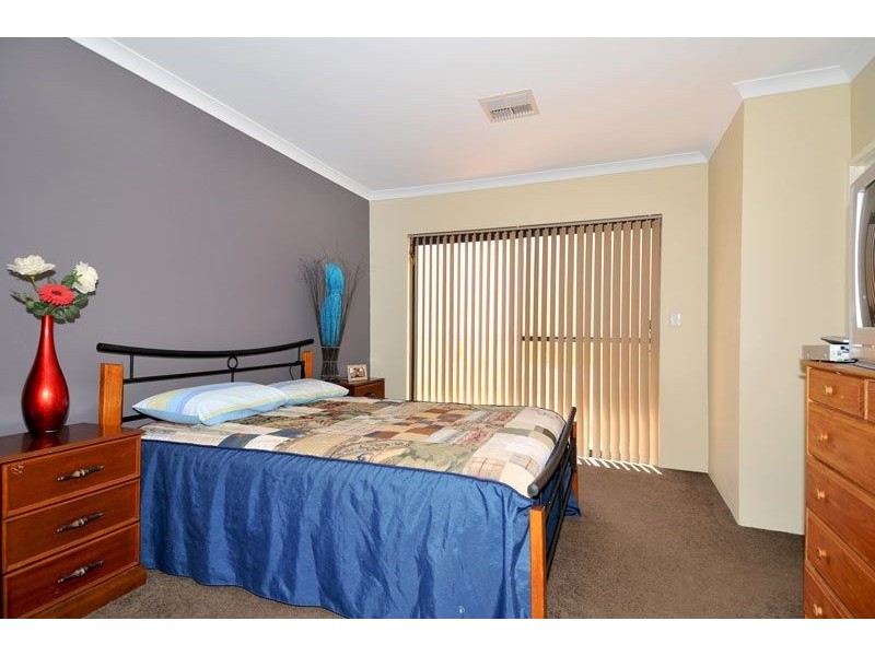 16 McCubbin Loop, Dawesville WA 6211