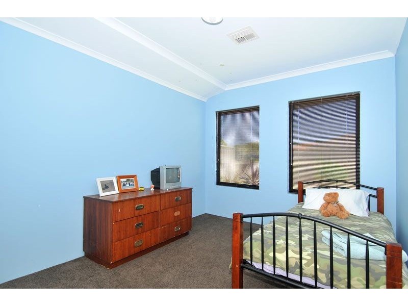 16 McCubbin Loop, Dawesville WA 6211