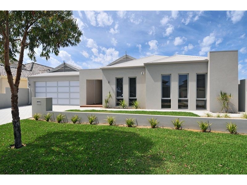 9 Twilight Court, Dudley Park WA 6210