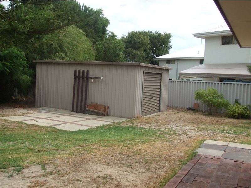 7 Chilena Place, Madora Bay WA 6210