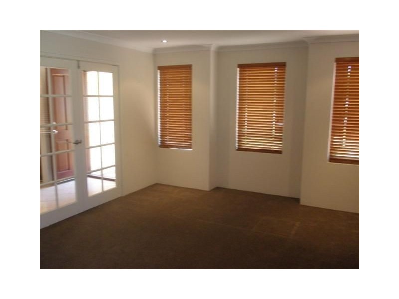 24 Iluka Road, Dawesville WA 6211