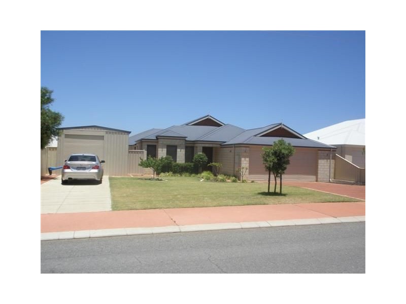 24 Iluka Road, Dawesville WA 6211