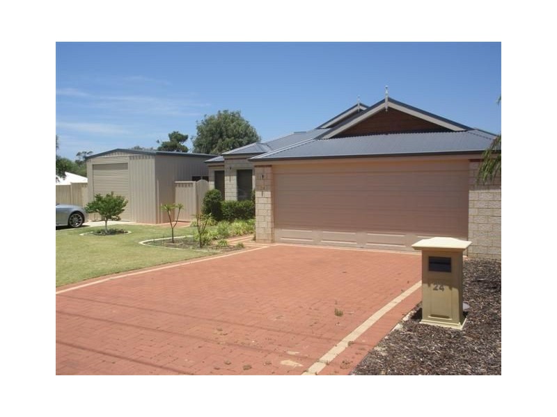 24 Iluka Road, Dawesville WA 6211