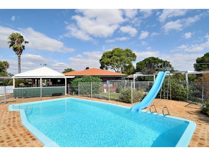 3 Migo Place, Rockingham WA 6168