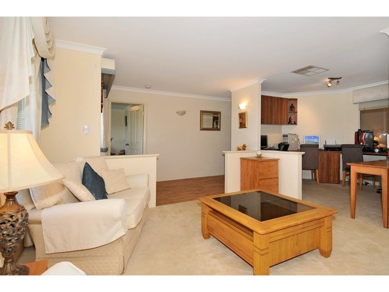 65 Newport Drive, Dudley Park WA 6210