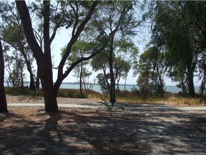 10 Park Way, Bouvard WA 6211