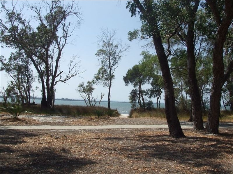 10 Park Way, Bouvard WA 6211