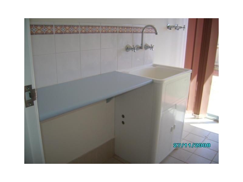 51 Hibbertia Follow, Halls Head WA 6210