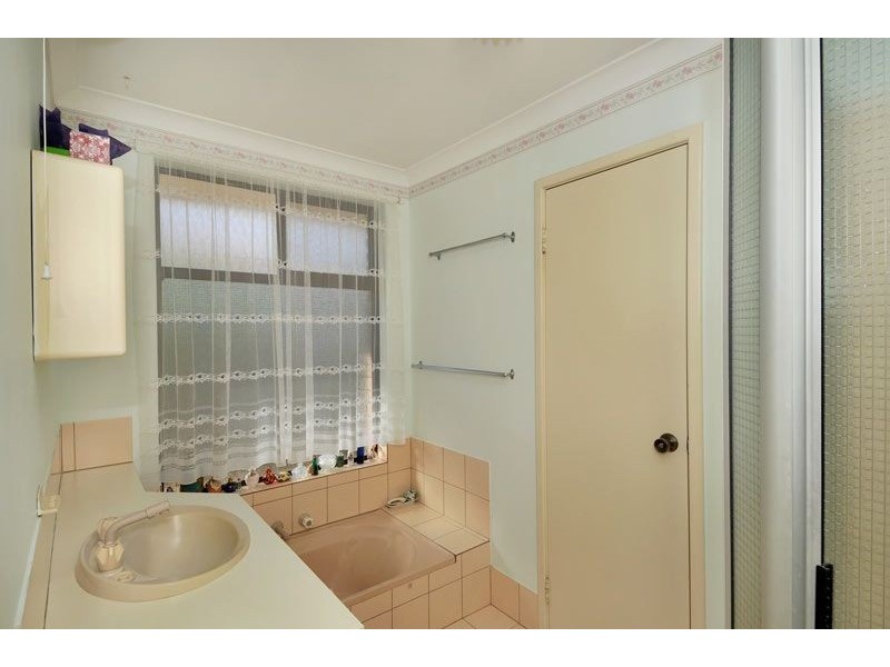 28 Hanson Way, Dudley Park WA 6210