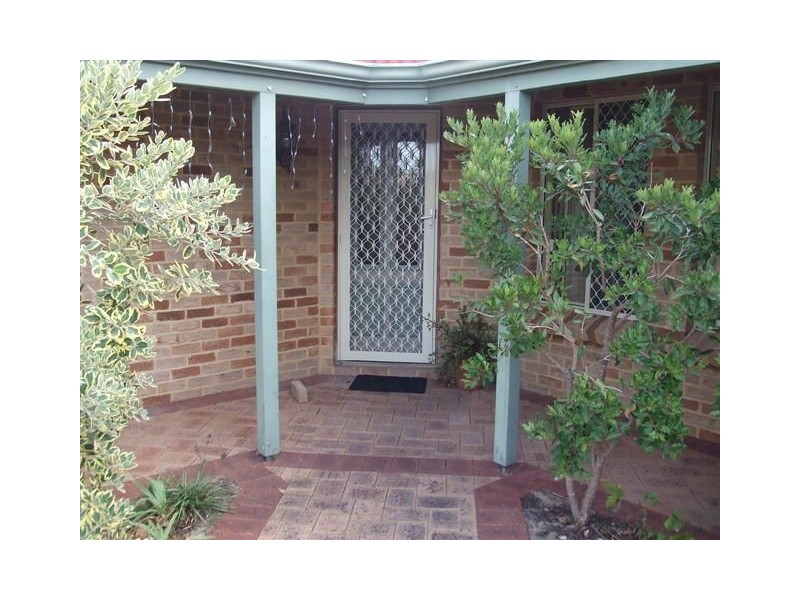 4 Willoughbridge Crescent, Erskine WA 6210