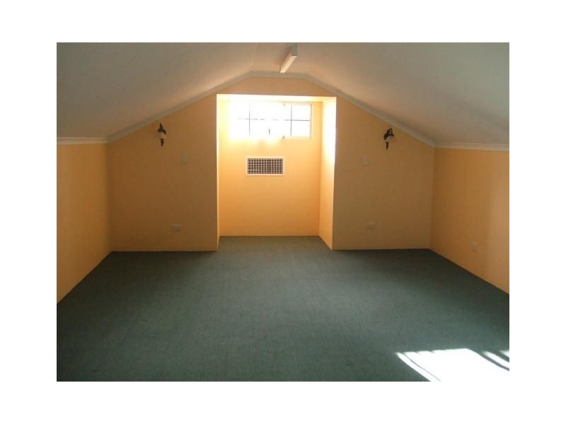 4 Willoughbridge Crescent, Erskine WA 6210