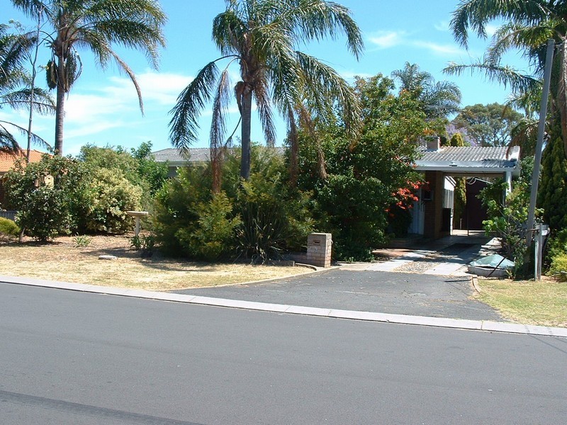 2 Eacott Street, Mandurah WA 6210