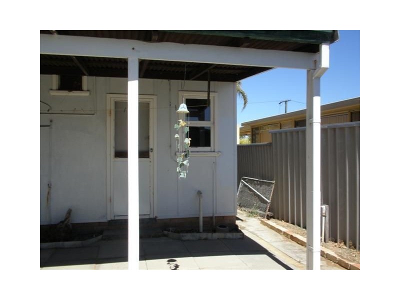 2 Eacott Street, Mandurah WA 6210