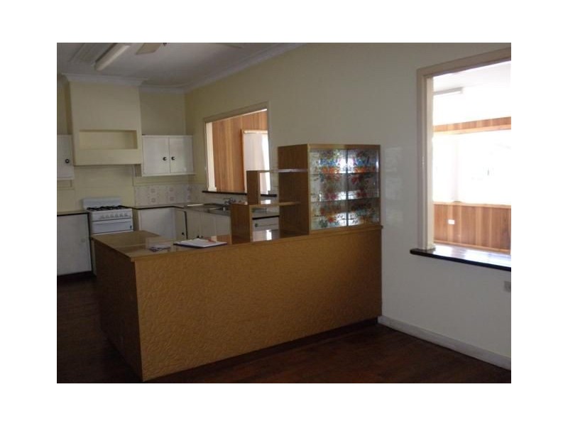 2 Eacott Street, Mandurah WA 6210