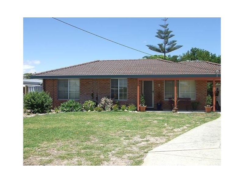 7 Chilena Place, Madora Bay WA 6210