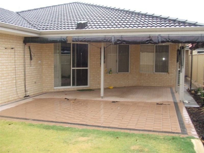 12 Corella Approach, Lakelands WA 6210