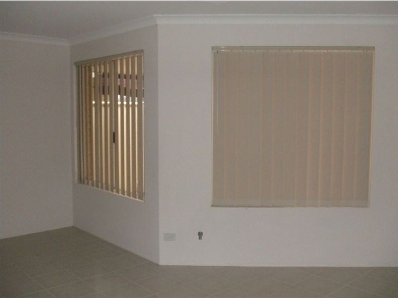 12 Corella Approach, Lakelands WA 6210