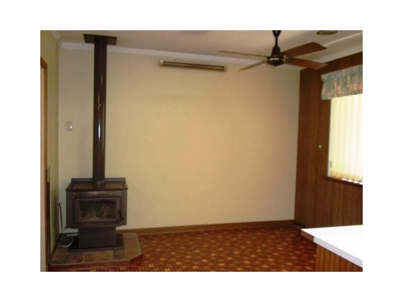 16 Dadger Street, Dudley Park WA 6210