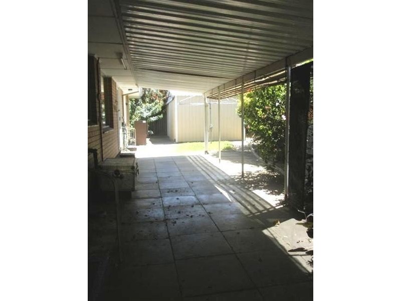 16 Dadger Street, Dudley Park WA 6210