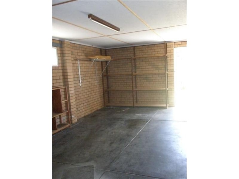 16 Dadger Street, Dudley Park WA 6210