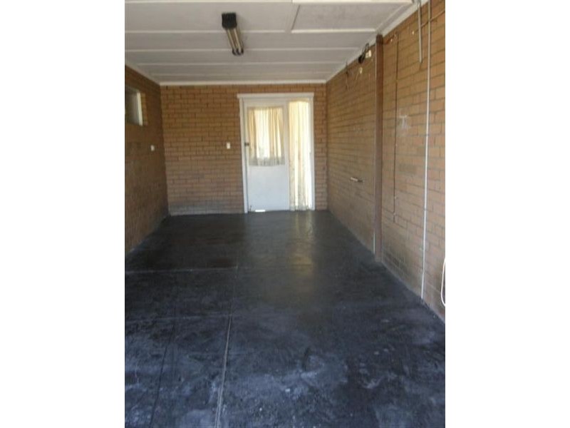 16 Dadger Street, Dudley Park WA 6210