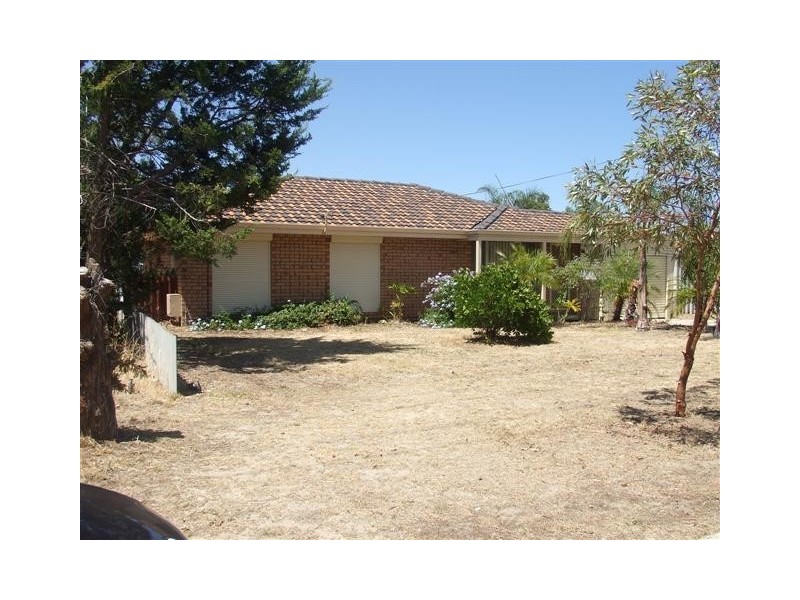 13 Revesby Place, Coodanup WA 6210