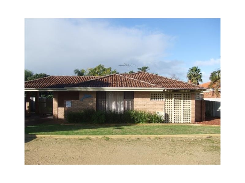 24 Glencoe Parade, Halls Head WA 6210