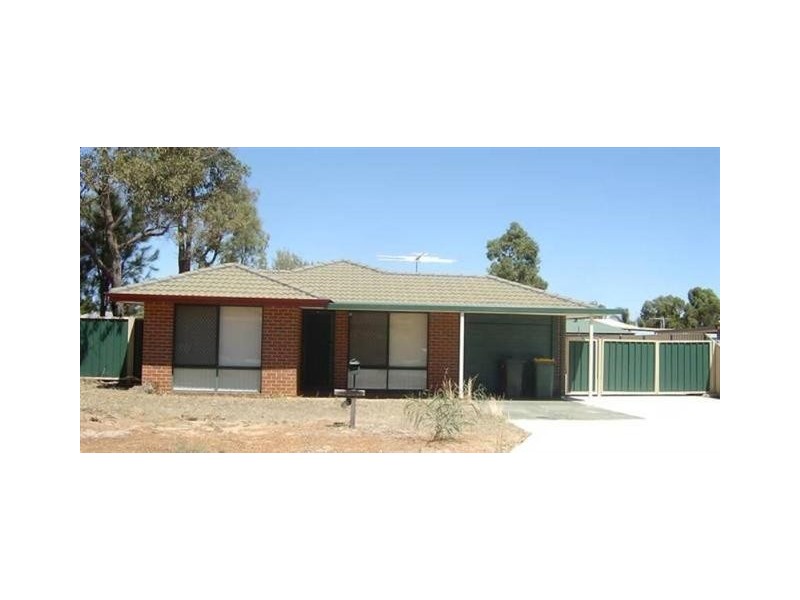 16 Underdale Place, Coodanup WA 6210