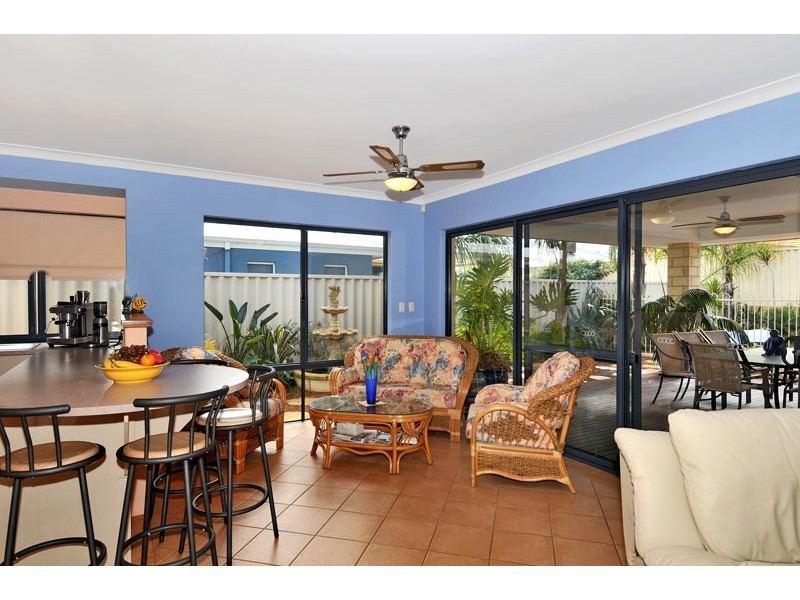 19 Brouwer Trail, Mandurah WA 6210