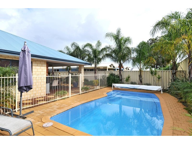 19 Brouwer Trail, Mandurah WA 6210
