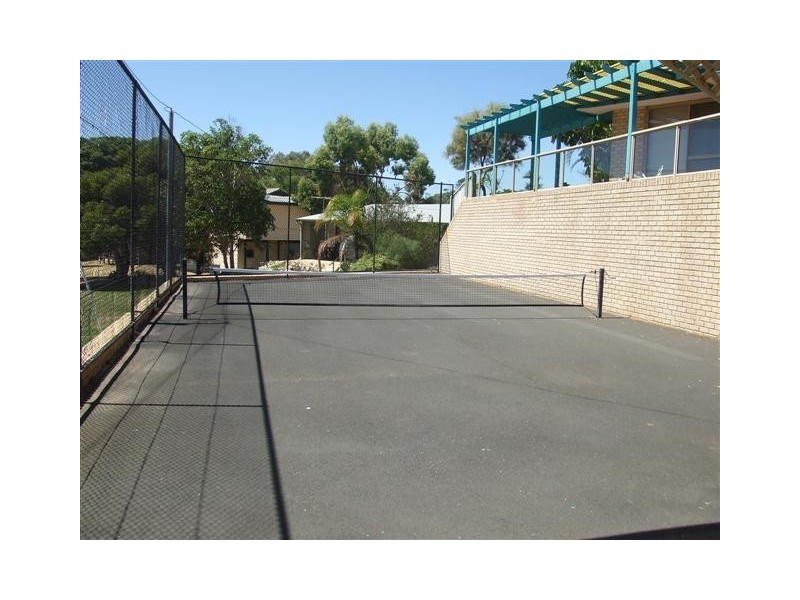 8 Sandra Street, Falcon WA 6210