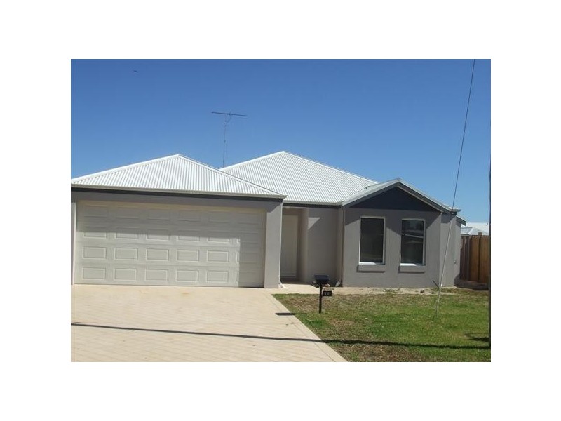 . Wanjeep Road, Dudley Park WA 6210