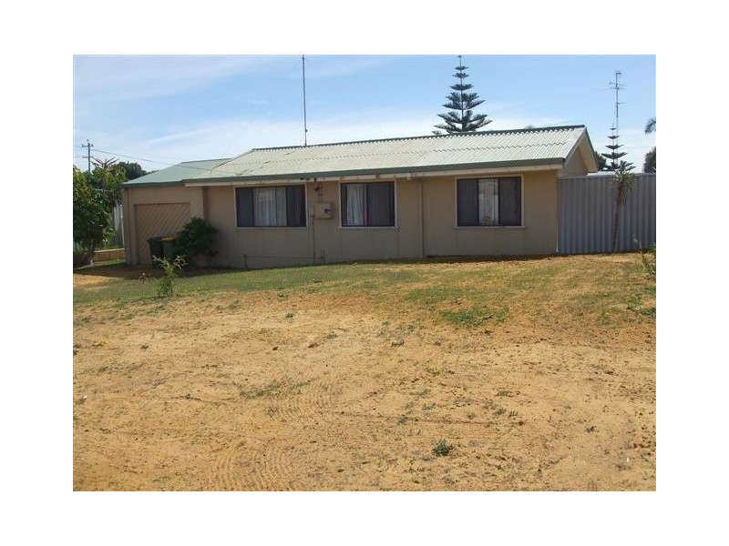 2 Parmelia Way, Madora Bay WA 6210