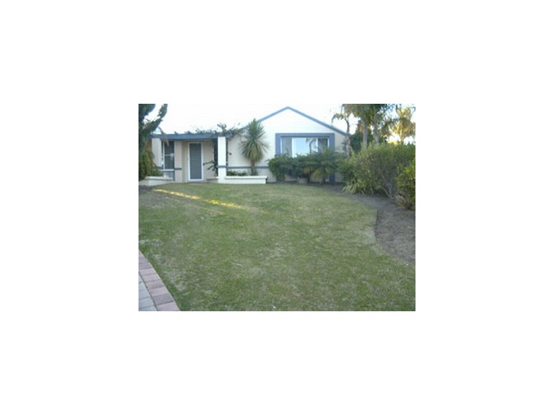 12 Amulla Court, Halls Head WA 6210