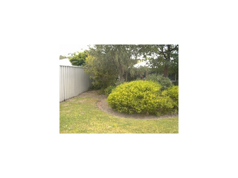 12 Amulla Court, Halls Head WA 6210