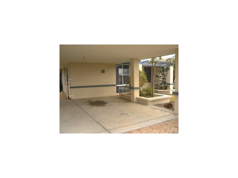 12 Amulla Court, Halls Head WA 6210