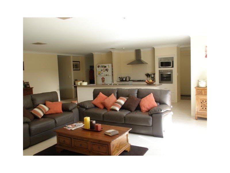 31 Seascapes Boulevard, Halls Head WA 6210