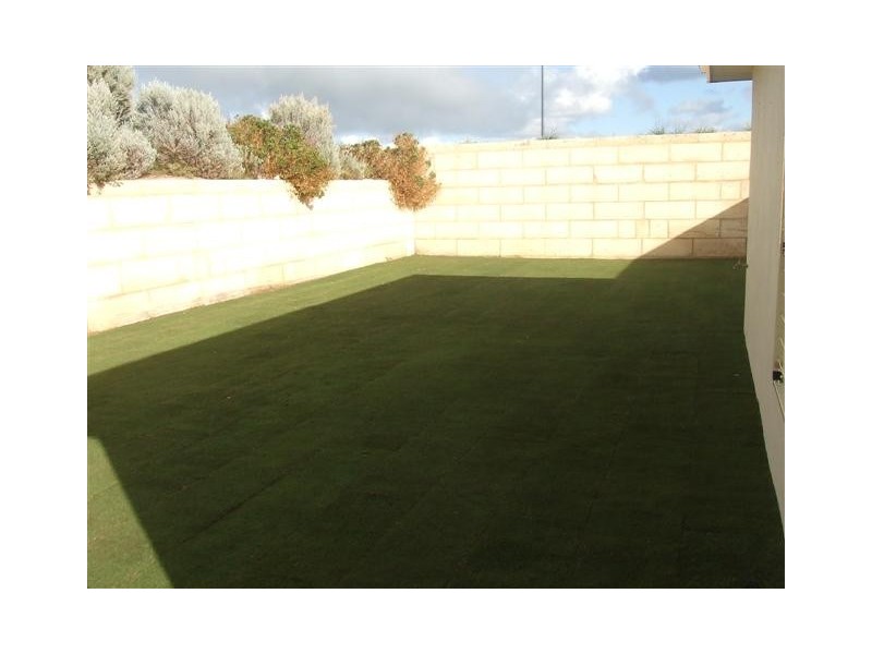 4 Nullagine Pass, Dawesville WA 6211